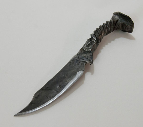 Railroad-spike-knife