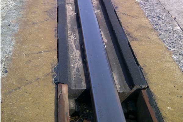 rail rubber pad